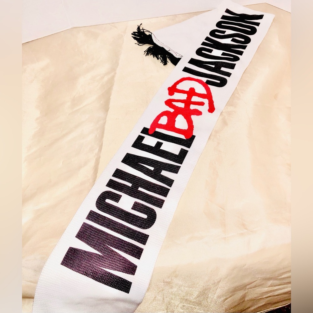 Michael Jackson Bad World Tour 1988 White Scarf Collector’s Limited Edition